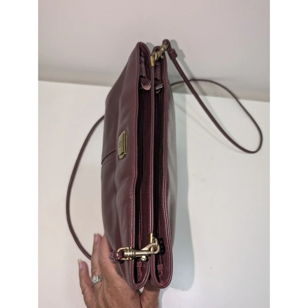 Vintage Shoulder Bag 80s ETIENNE AIGNER Soft Leather Handbag  OXBLOOD Clean 12x7